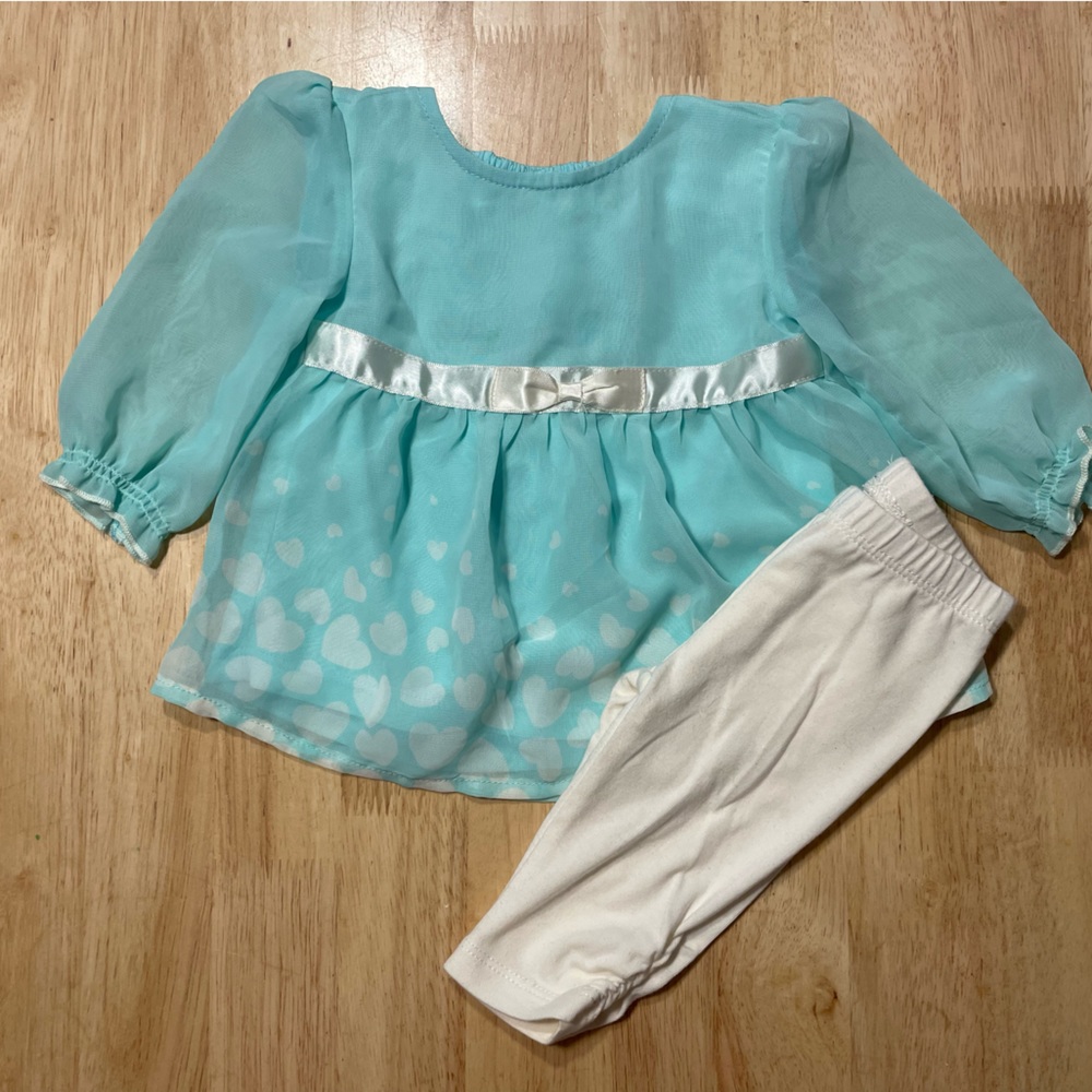 3/4 Sleeve Light Blue Top and matching Leggings